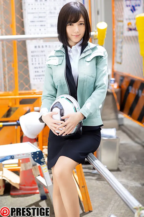 凉森玲梦多种角色造型