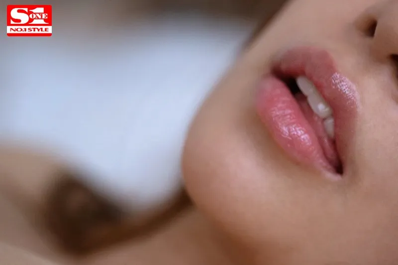 深田えいみ温馨写真