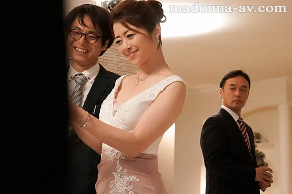 沢田丽奈个人写真2