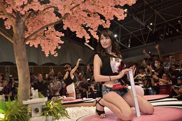 员工旅游晚宴现场剧照