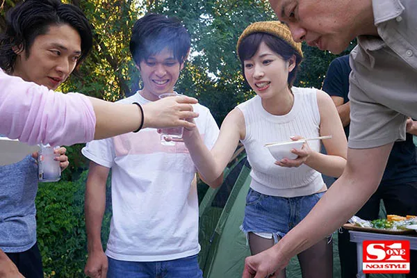 铃村爱里新剧照展示