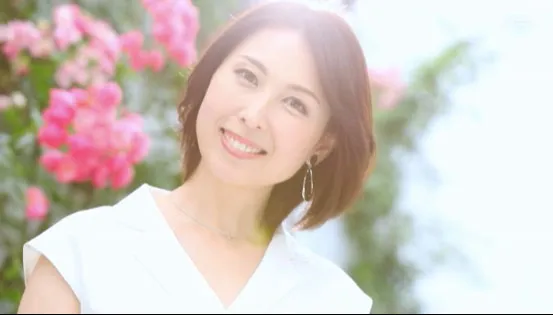 佐田茉莉子生活照