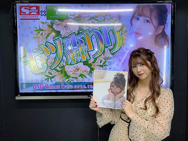 七ツ森りり户外拍摄