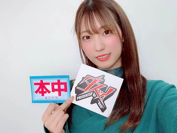美谷朱里与あおいれな角色剧照