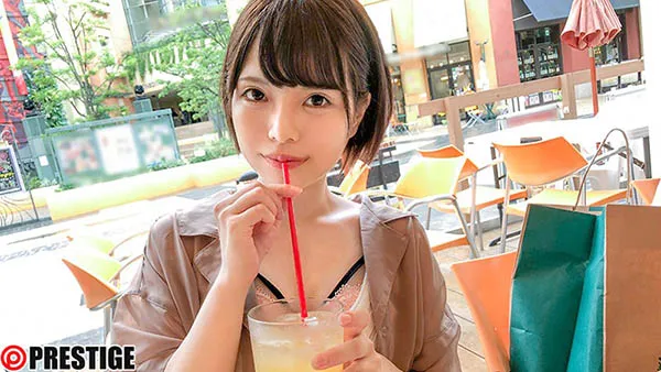 游乐场赛车游戏场景截图