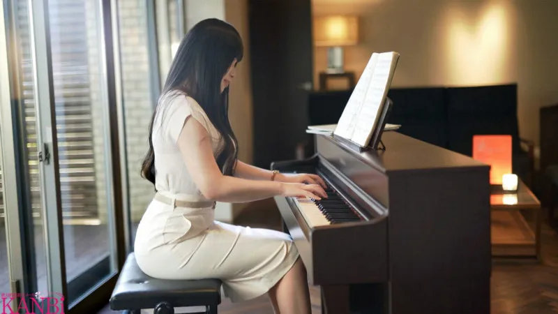 三岛奈津子个人形象