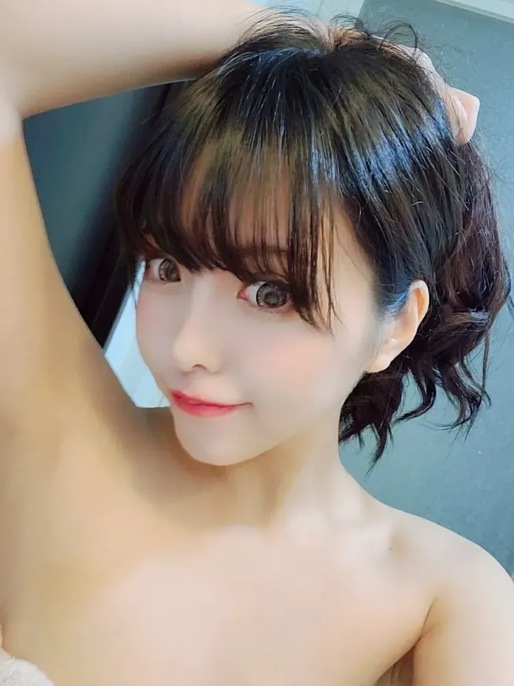 三岛奈津子写真