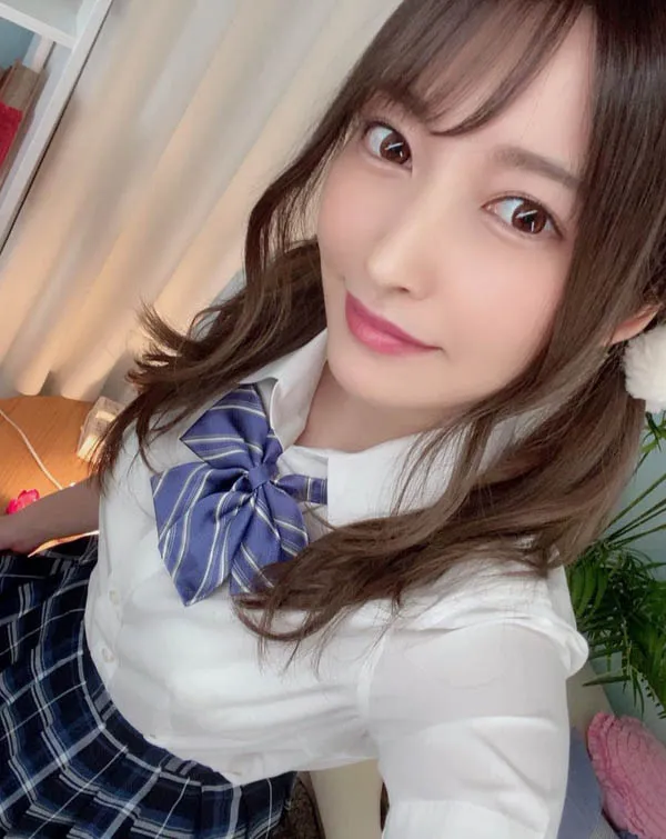 藤井伊予奈写真集