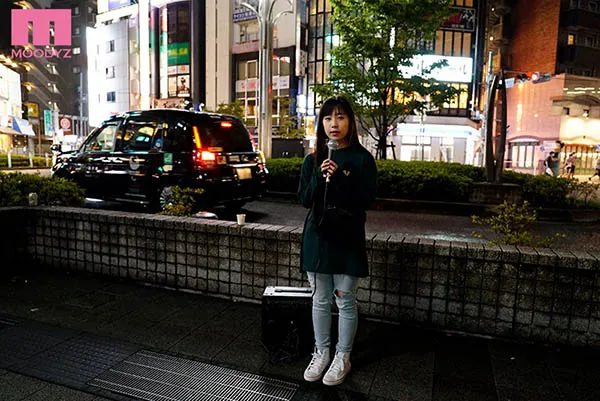 摄影棚内的樱木奈惠