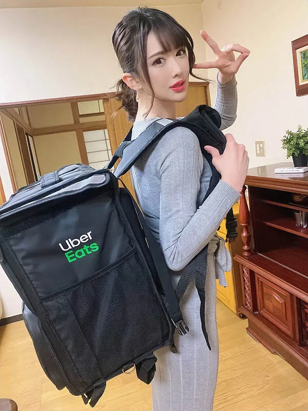 辻井穗香侧面造型