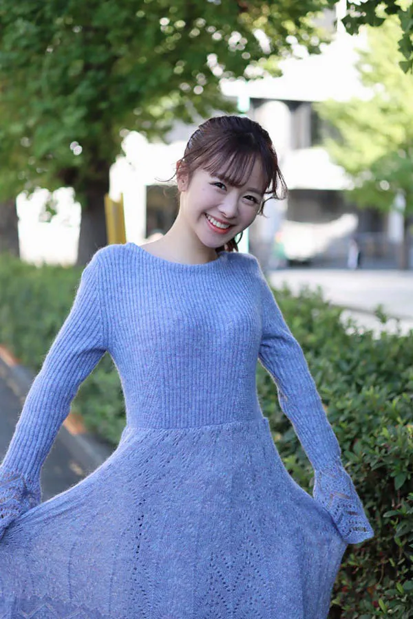 栗山莉绪时尚照片