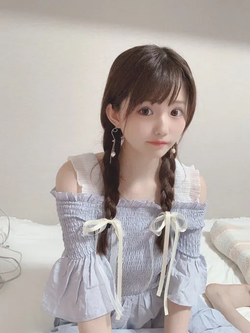 唯月优花宣传照