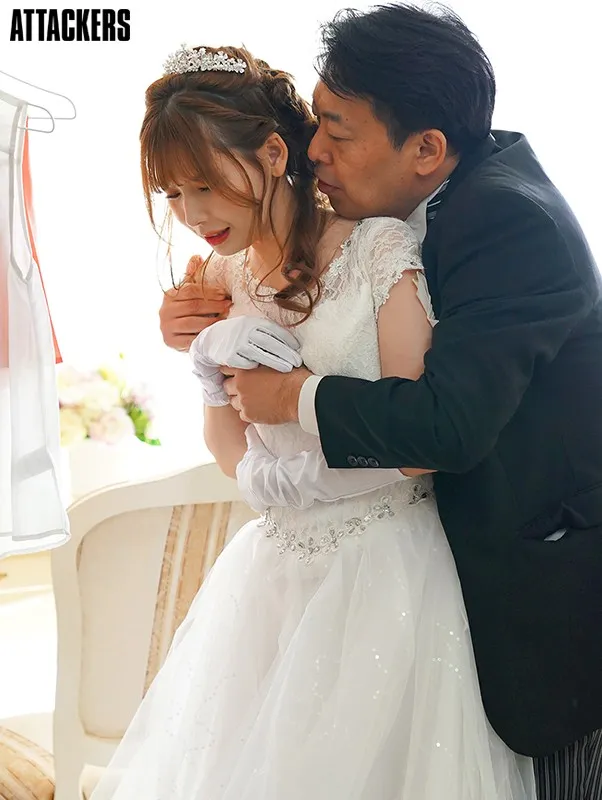 明里つむぎ婚纱写真