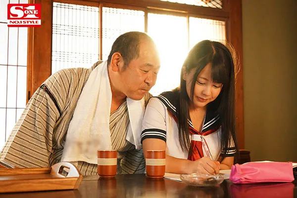 夕美しおん作品截图