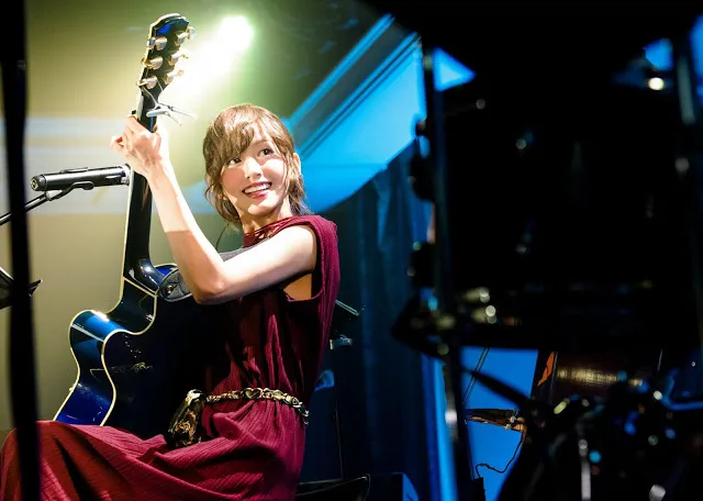 皆川留衣 艺人宣传照