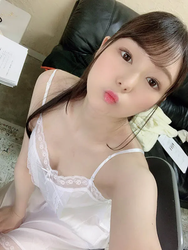杏羽花莲写真图片3