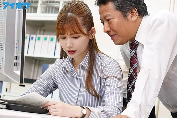 女演员卯月ちはや形象图