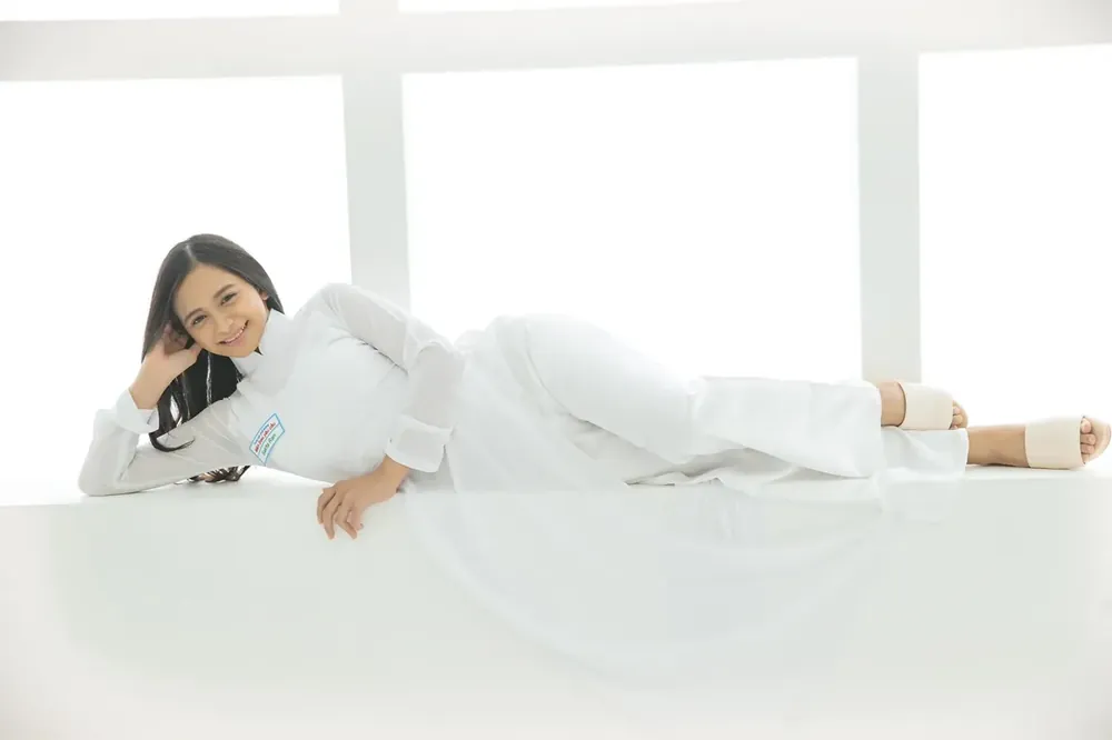 咲田兰写真集封面