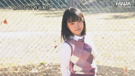 樋坂凉菜剧照展示