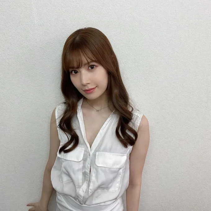 小仓由菜剧照细节展示