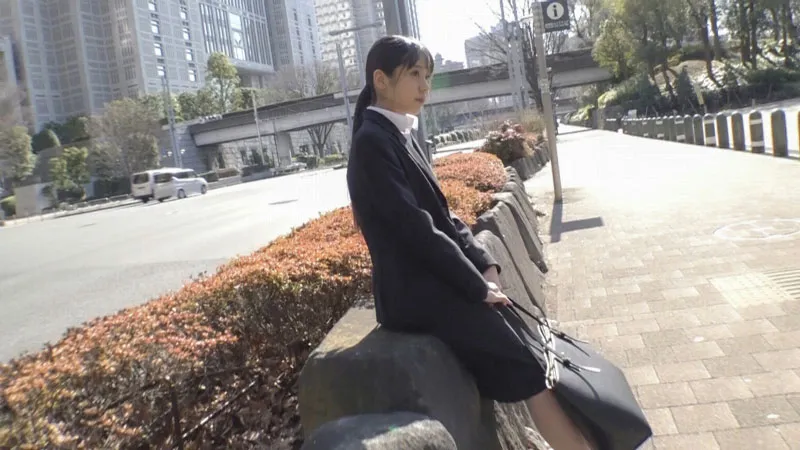 永野いち夏活跃中的官方写真照