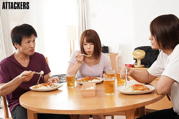 泉结冰摄影作品