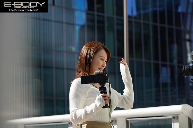 桃乃ゆめ室内拍摄画面