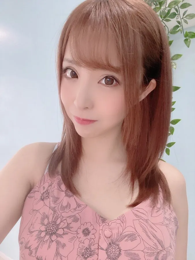 伊佐木梨安个人写真2