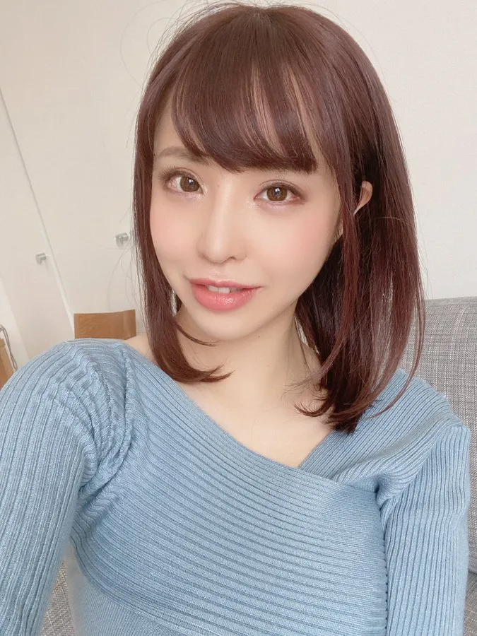 伊佐木梨安个人写真5