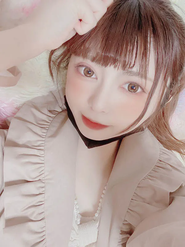 星诗乃世罗形象照10