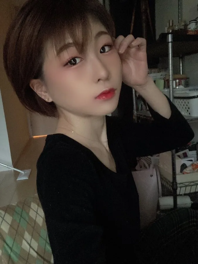 彩水香里奈写真集