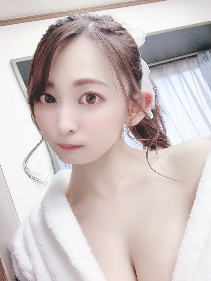 梓光莉作品剧照14