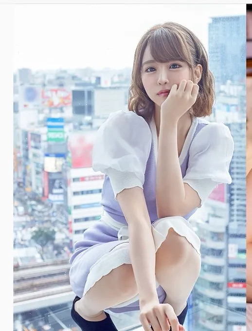 藤森里穂与男演员互动截图