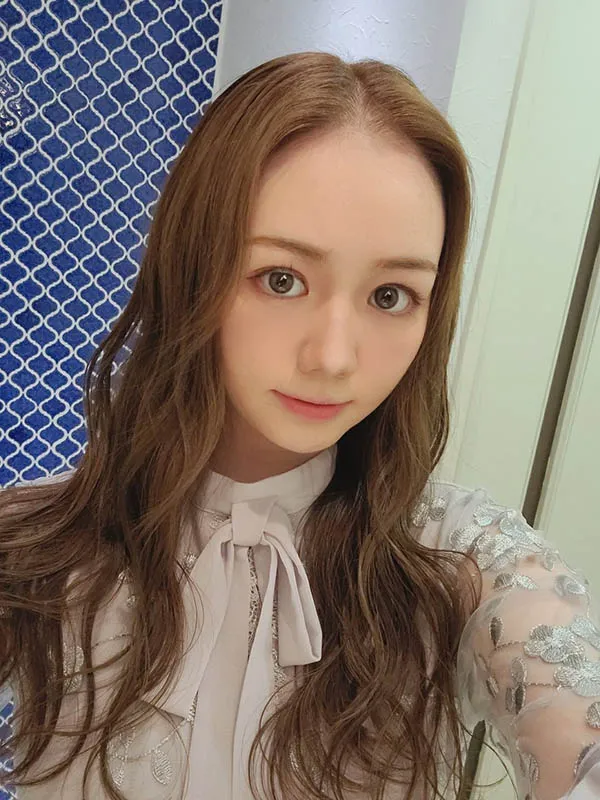 アンナ(Anna)官方写真