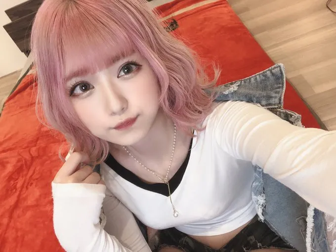 有栖露露出道写真