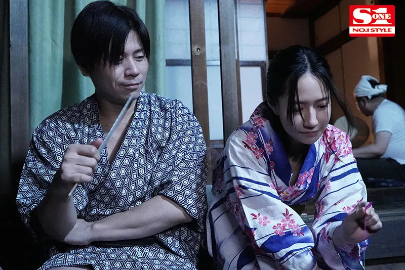 藤森里穂个人写真