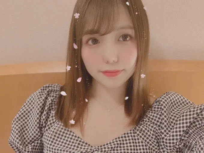 佐佐木夏菜宣传照