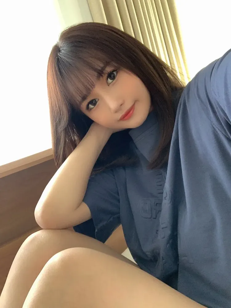 如月夏希写真展示