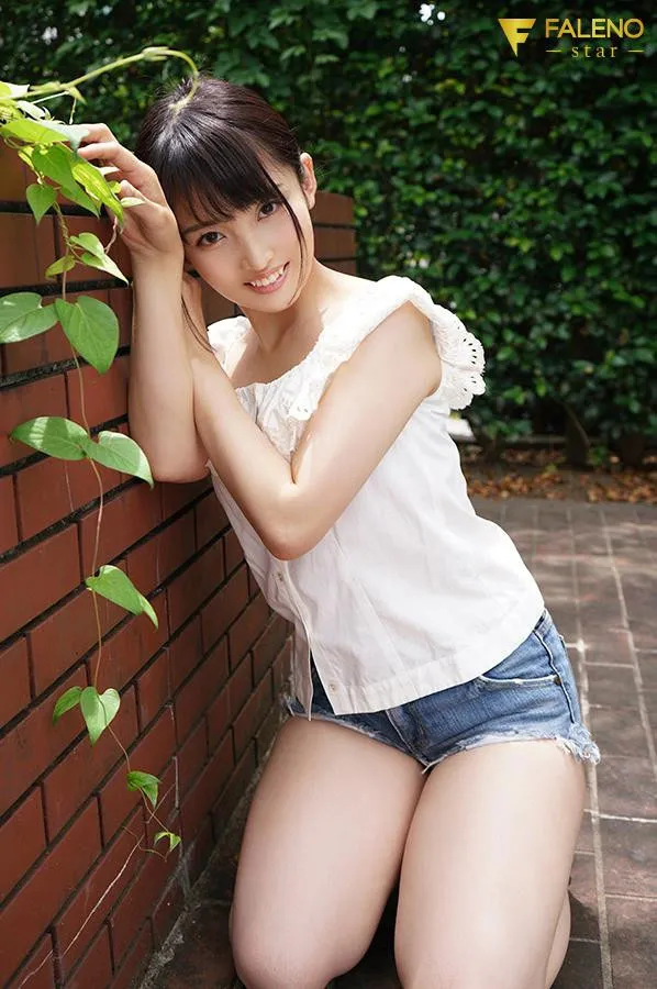 Faleno新人堀沢茉由形象