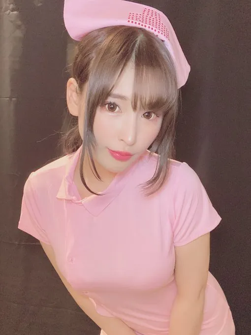 久远蕾菈 服饰搭配