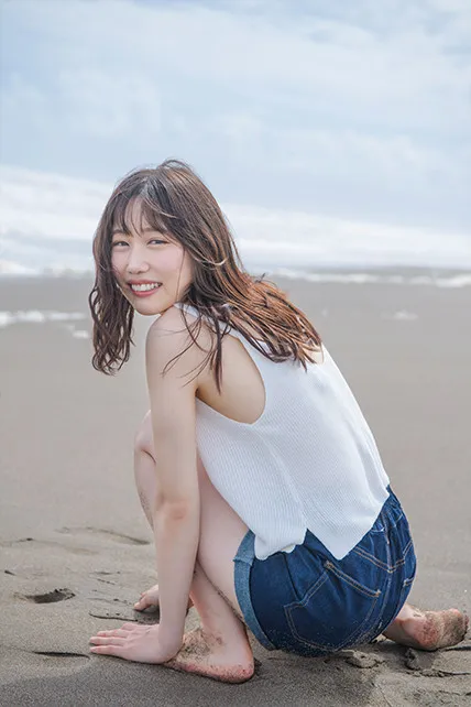 铃音りん温暖笑容