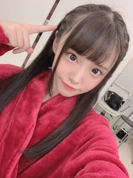 夏巳百合香人物写真