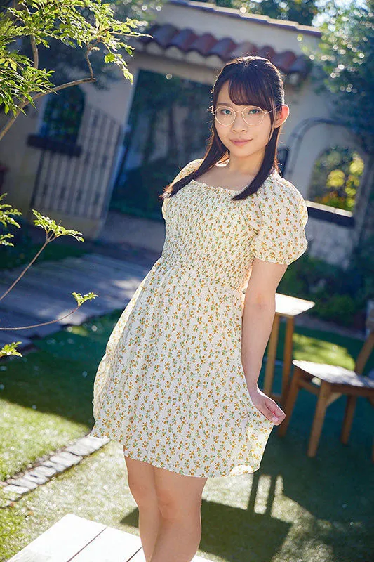 小野六花与家庭教师的写实对话