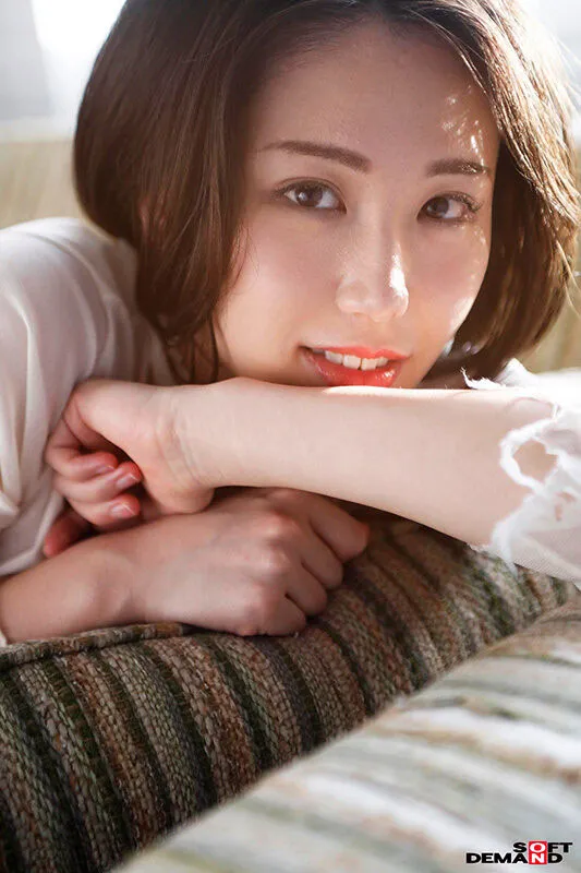 苍井穂波艺人专辑宣传照