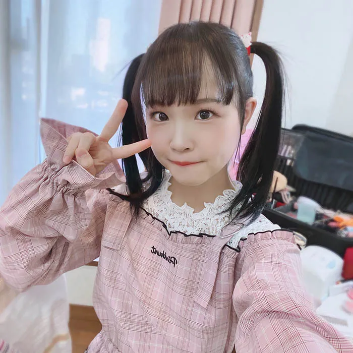 未步奈奈形象照