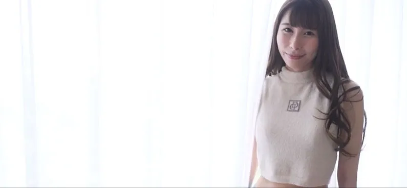 小花のん电影剧照，展现温暖关怀