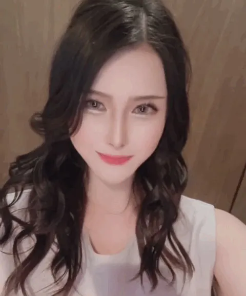 三上悠亜作品封面