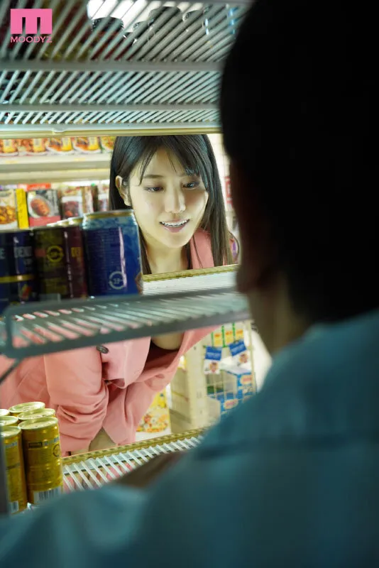 神宫寺奈绪作品场景，表现角色多元化特质