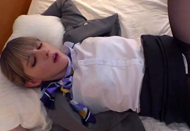 メロディー・雏・マークス及男演员TECH合作拍摄现场