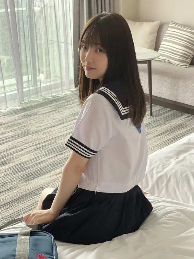 石川澪写真集封面